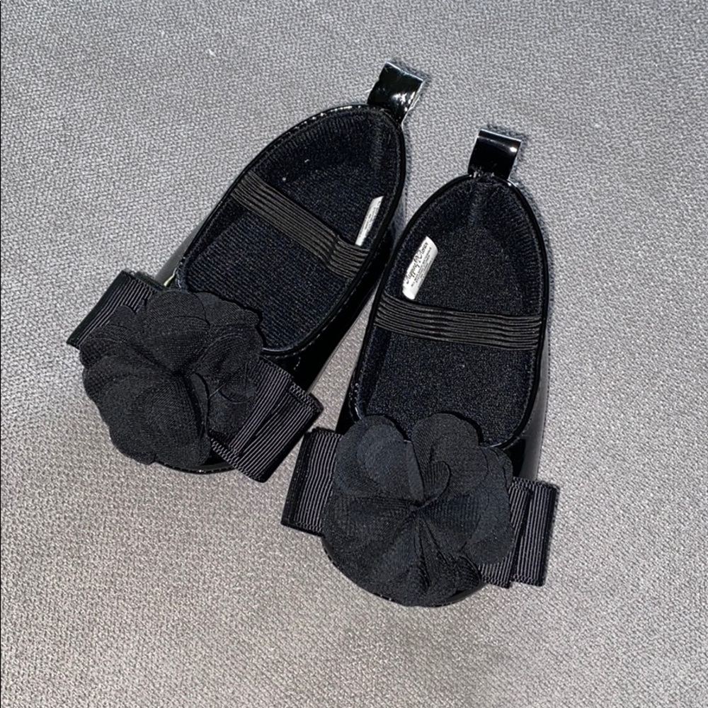 NWOT Babygirl black dress shoe